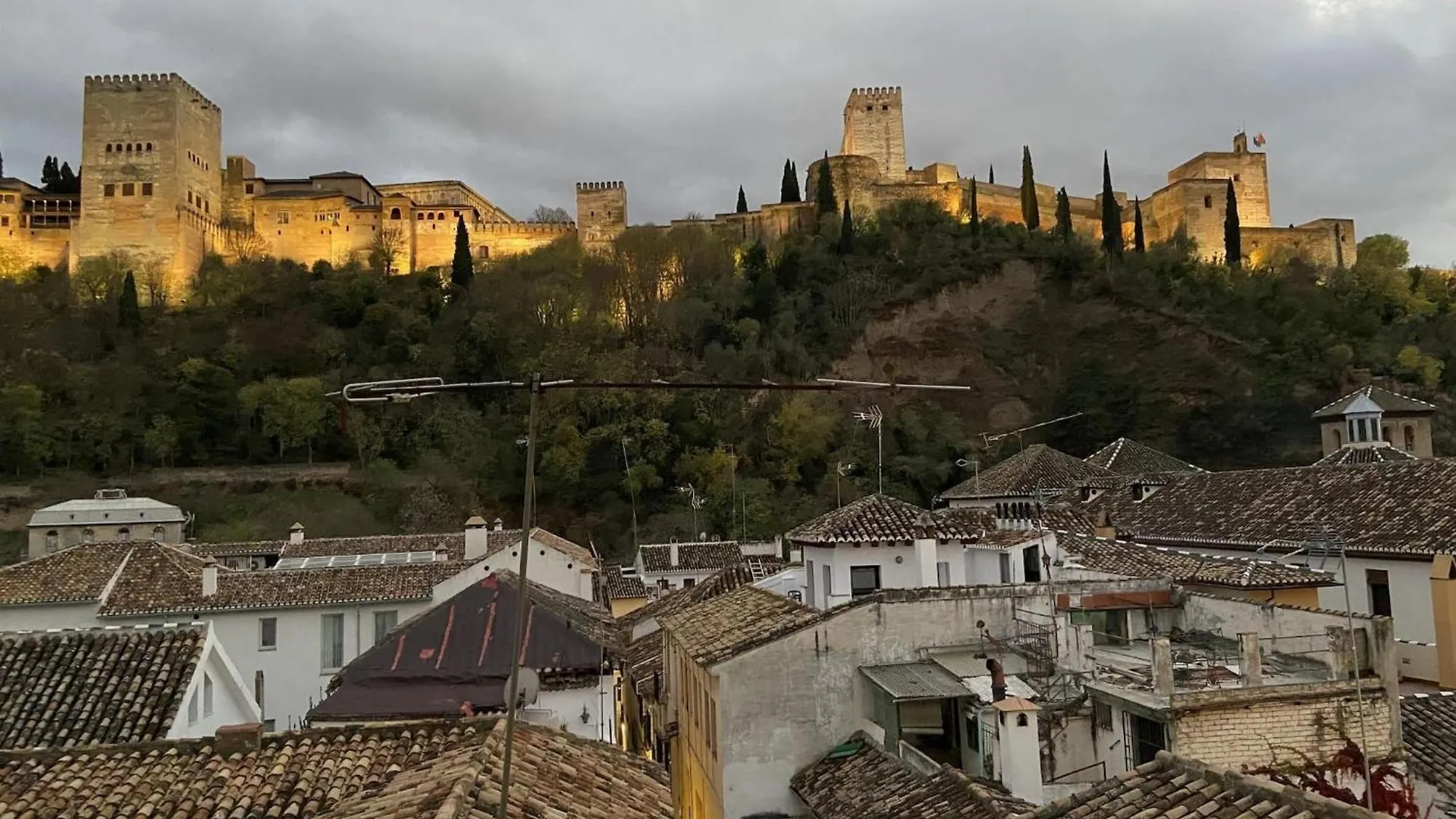 Mirador De Los Arcos Alhambra contacts